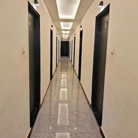 Hotel Shiv Mangalam Near Kashi Vishwanath Tample Varanasi Exterior foto