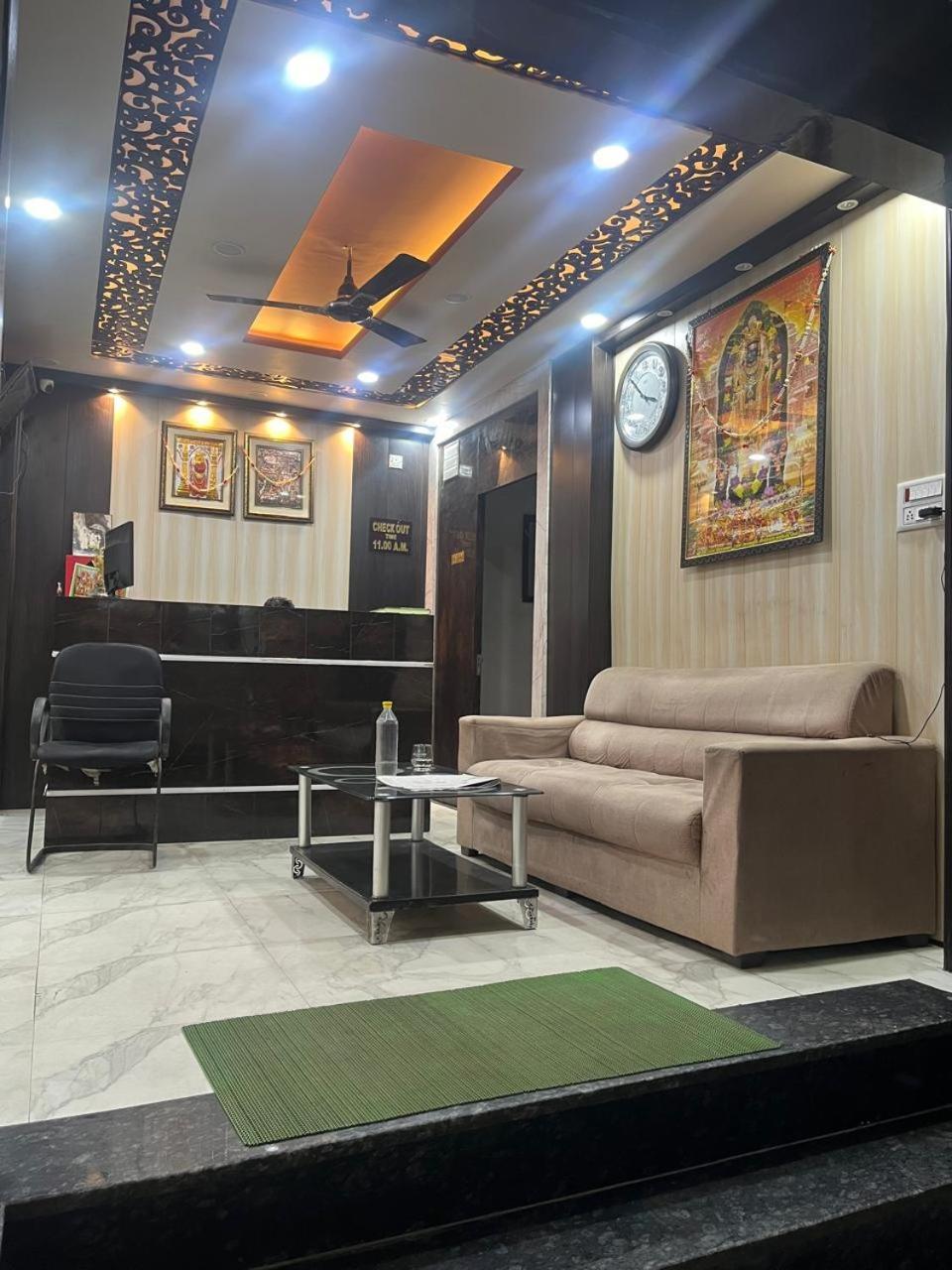 Hotel Shiv Mangalam Near Kashi Vishwanath Tample Varanasi Exterior foto